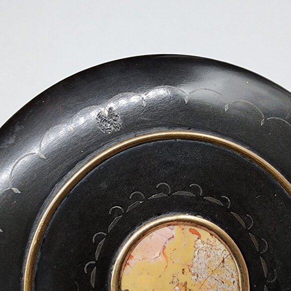 Antique Black Round Snuff Box With Brass Accents & Jasper Inlay Design Lacquer - Picture 6 of 12